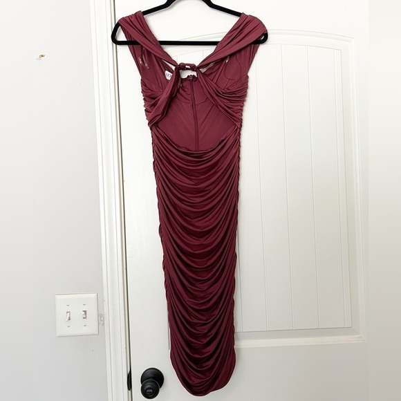 House of CB London Tiggy Wine Off Shoulder Ruched Front Bardot Dress - Picture 6 of 12